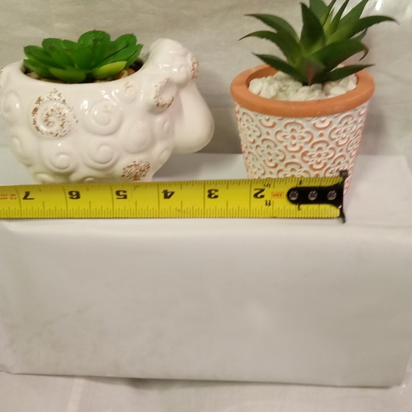 💕2 Old East Main Farm Animal Sheep,Planters,Ceramic Window Shelf Decor - Picture 7 of 8